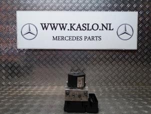 Usagé Bloc ABS Mercedes C (W204) 2.2 C-220 CDI 16V BlueEFFICIENCY Prix € 100,00 Règlement à la marge proposé par kaslo auto parts