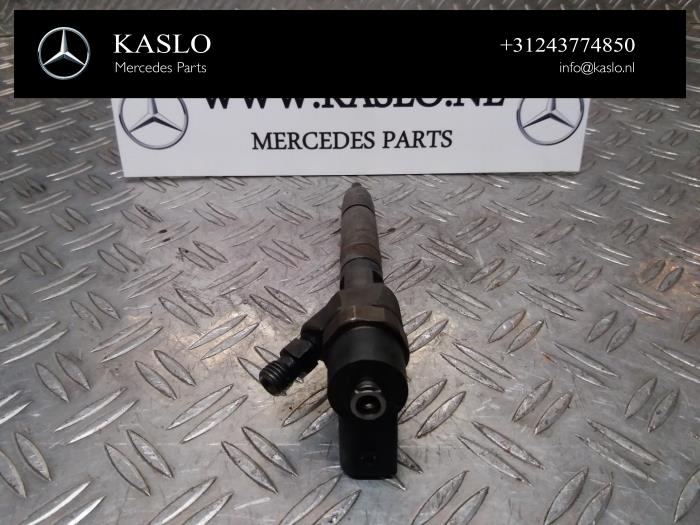 Usagé Injecteurs Mercedes E (W211) 3.2 E-320 CDI 24V Prix € 75,00 Règlement à la marge proposé par kaslo auto parts