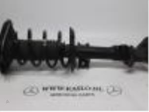 Used Front shock absorber rod, right Mercedes E (W212) E-350 CDI V6 24V BlueEfficiency Price € 100,00 Margin scheme offered by kaslo auto parts