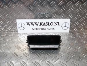Używane Panel sterowania nagrzewnicy Mercedes S (W221) Cena € 100,00 Procedura marży oferowane przez kaslo auto parts