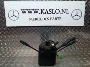 Usados Interruptor combinado columna de dirección Mercedes SL (R230) 5.0 SL-500 V8 24V Precio € 250,00 Norma de margen ofrecido por kaslo auto parts