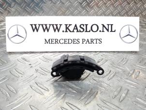 Usagé Capteur angle de braquage Mercedes SL (R230) 5.0 SL-500 V8 24V Prix sur demande proposé par kaslo auto parts
