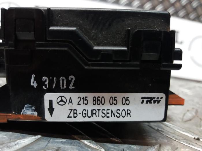 Sensor (other) from a Mercedes-Benz SL (R230) 5.0 SL-500 V8 24V 2002