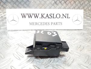 Usagé Capteur (divers) Mercedes SL (R230) 5.0 SL-500 V8 24V Prix € 25,00 Règlement à la marge proposé par kaslo auto parts