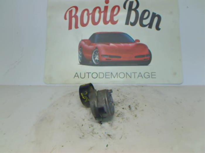 Usados Tensor correa múltiple Peugeot 208 I (CA/CC/CK/CL) 1.2 Vti 12V PureTech 82 Precio € 25,00 Norma de margen ofrecido por Rooie Ben autodemontage