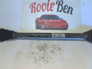 Usagé Arbre de transmission avant droit Peugeot 208 I (CA/CC/CK/CL) 1.2 Vti 12V PureTech 82 Prix € 100,00 Règlement à la marge proposé par Rooie Ben autodemontage