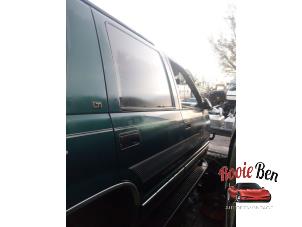 Used Rear door 4-door, right Chevrolet Suburban 5.7 V8 4x4 Price on request offered by Rooie Ben autodemontage
