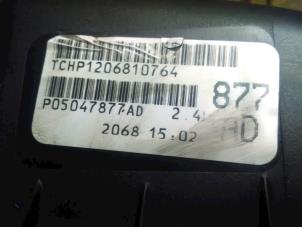 Used Rocker cover Chrysler Sebring II (JS) 2.4 16V VVT Price € 60,00 Margin scheme offered by Rooie Ben autodemontage