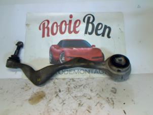 Used Front lower wishbone, left BMW 3 serie (E93) 335i 24V Price € 50,00 Margin scheme offered by Rooie Ben autodemontage