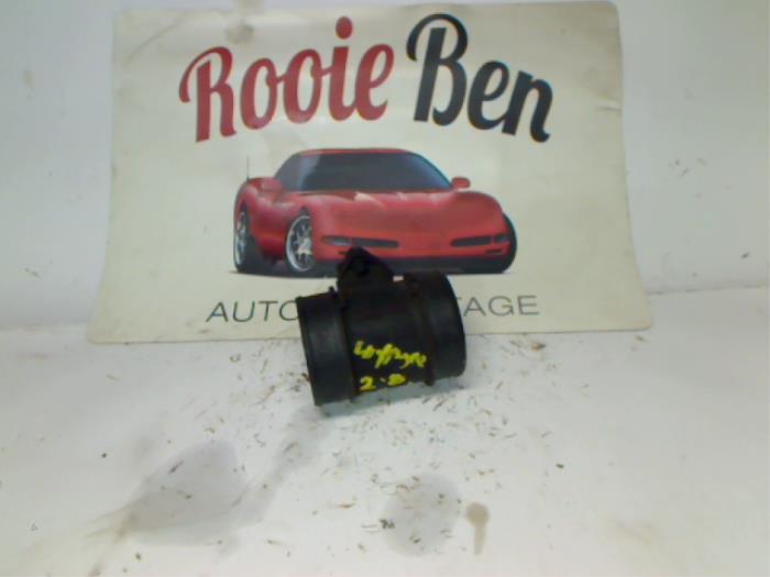 Used Airflow meter Chrysler Voyager/Grand Voyager (RG/RS) 2.8 CRD 16V Autom. Price € 35,00 Margin scheme offered by Rooie Ben autodemontage