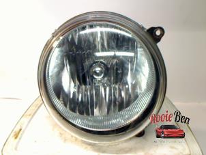 Used Headlight, right Jeep Cherokee/Liberty (KJ) 2.8 CRD 16V Price on request offered by Rooie Ben autodemontage