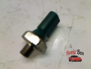 Used Oil pressure sensor Volkswagen Polo V (6R) 1.2 TSI Price on request offered by Rooie Ben autodemontage