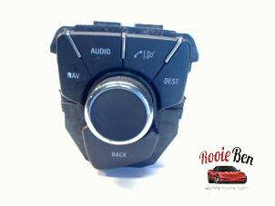 Usados Panel de control de radio Opel Insignia 2.0 CDTI 16V 130 Ecotec Precio de solicitud ofrecido por Rooie Ben autodemontage
