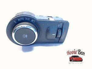 Gebrauchte Licht Schalter Opel Insignia 2.0 CDTI 16V 130 Ecotec Preis auf Anfrage angeboten von Rooie Ben autodemontage