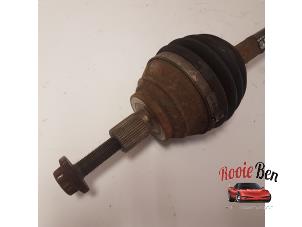 Used CV joint, front Volkswagen Touran (1T3) 1.6 TDI 16V Price on request offered by Rooie Ben autodemontage