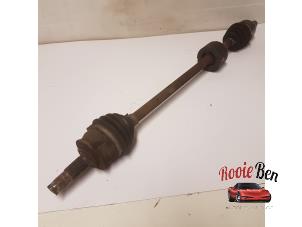 Used Front drive shaft, right Fiat 500 (312) 1.2 69 Price on request offered by Rooie Ben autodemontage