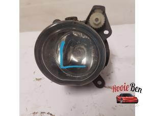 Used Fog light, front left BMW Mini One/Cooper (R50) 1.6 16V One Price € 25,00 Margin scheme offered by Rooie Ben autodemontage