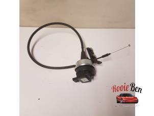Used Cruise control vacuum pump Chrysler Voyager/Grand Voyager (RG) 3.8 V6 Price on request offered by Rooie Ben autodemontage