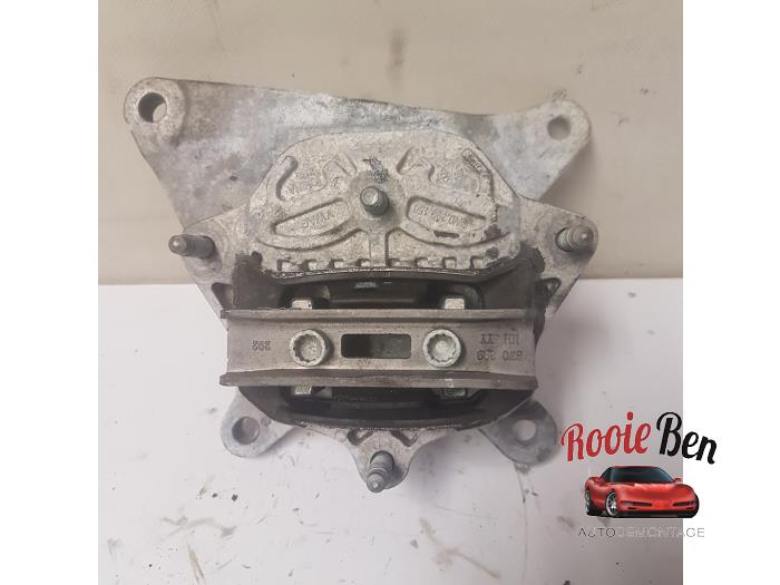 Used Engine mount Audi Q5 (FYB/FYG) 3.0 TDI V6 24V Quattro Price € 50,00 Margin scheme offered by Rooie Ben autodemontage