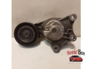 Used Drive belt tensioner Peugeot 508 SW (8E/8U) 1.6 e-HDi 16V Price on request offered by Rooie Ben autodemontage