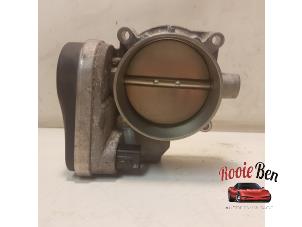 Used Throttle body Chrysler 300 C Touring 5.7 V8 Hemi Price on request offered by Rooie Ben autodemontage