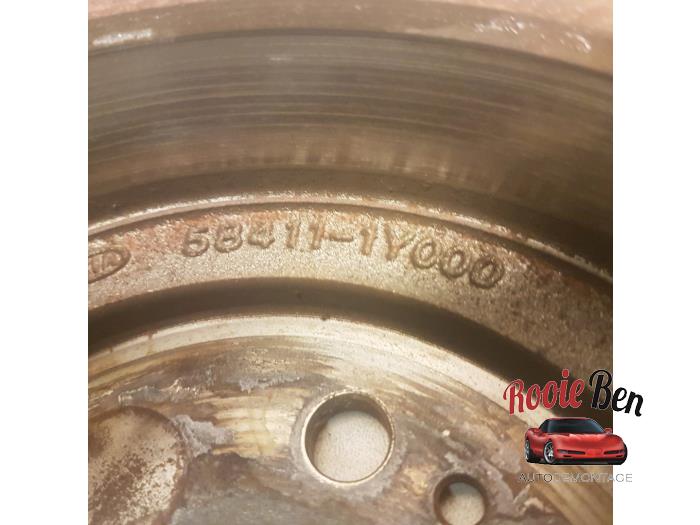 Rear brake drum from a Kia Picanto (TA) 1.0 12V 2013