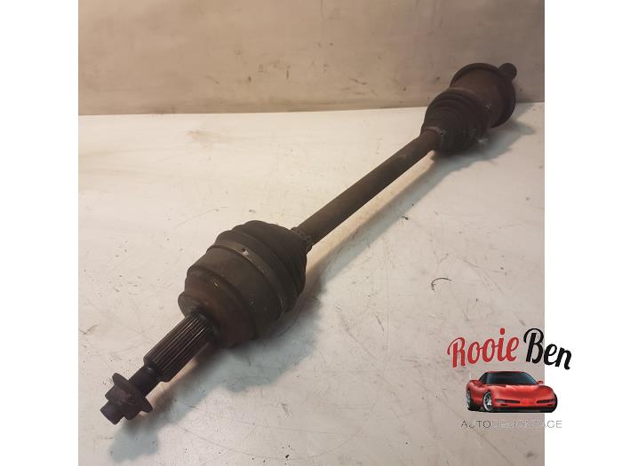 Gebrauchte Antriebswelle links hinten Jeep Grand Cherokee (WK/WK2) 3.0 CRD V6 24V Preis € 175,00 Margenregelung angeboten von Rooie Ben autodemontage