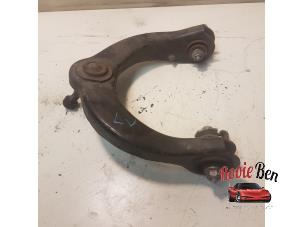 Used Front upper wishbone, left Jeep Grand Cherokee (WK/WK2) 3.0 CRD V6 24V Price on request offered by Rooie Ben autodemontage