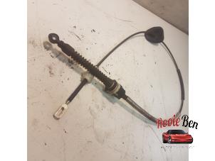 Used Gearbox shift cable Jeep Grand Cherokee (WK/WK2) 3.0 CRD V6 24V Price on request offered by Rooie Ben autodemontage