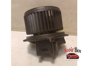 Used Heating and ventilation fan motor Fiat Ducato (250) 2.2 D 100 Multijet Euro 4 Price on request offered by Rooie Ben autodemontage