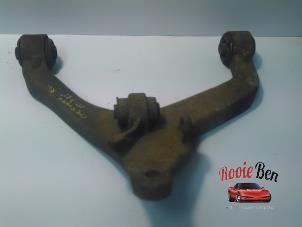 Used Front lower wishbone, right Jeep Cherokee/Liberty (KJ) 2.8 CRD 16V Price on request offered by Rooie Ben autodemontage