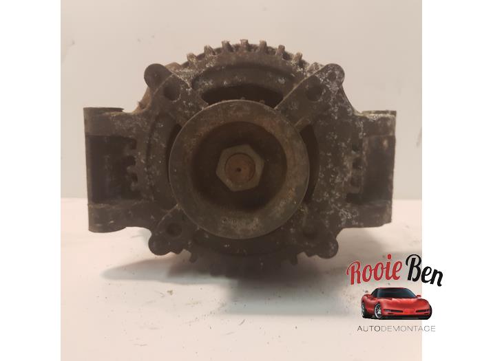 Begagnade Dynamo Chrysler Voyager/Grand Voyager (RG/RS) 2.4 16V Pris € 25,00 Marginaltabell erbjuds av Rooie Ben autodemontage