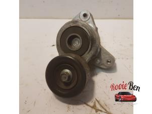 Used Drive belt tensioner Honda Civic (FK/FN) 2.0i Type R VTEC 16V Price on request offered by Rooie Ben autodemontage