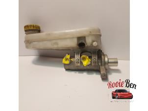 Used Master cylinder Citroen Jumper (U9) 2.2 HDi 130 Price on request offered by Rooie Ben autodemontage