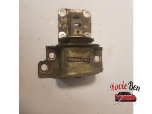 Used Engine mount Citroen Jumper (U9) 2.2 HDi 130 Price on request offered by Rooie Ben autodemontage