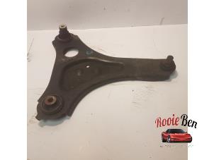 Used Front lower wishbone, right Renault Twingo III (AH) 1.0 SCe 70 12V Price on request offered by Rooie Ben autodemontage