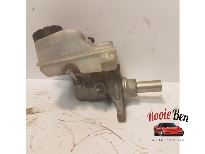 Used Master cylinder Renault Twingo III (AH) 1.0 SCe 70 12V Price € 20,00 Margin scheme offered by Rooie Ben autodemontage