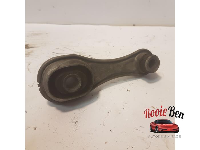Used Engine mount Renault Twingo III (AH) 1.0 SCe 70 12V Price € 20,00 Margin scheme offered by Rooie Ben autodemontage