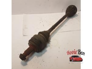 Used Drive shaft, rear right BMW 3 serie (E90) 320i 16V Corporate Lease Price on request offered by Rooie Ben autodemontage