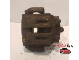 Used Rear brake calliper, right BMW 3 serie (E90) 320i 16V Corporate Lease Price on request offered by Rooie Ben autodemontage