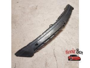 Used Grille strip Mercedes A (W176) 1.5 A-180 CDI, A-180d 16V Price on request offered by Rooie Ben autodemontage