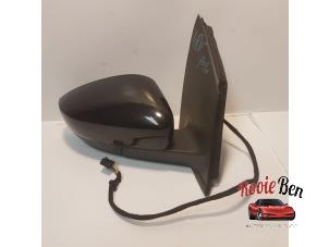 Used Wing mirror, right Volkswagen Polo V (6R) 1.2 TSI Price on request offered by Rooie Ben autodemontage