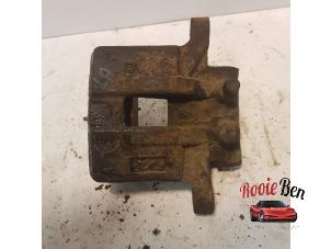 Used Rear brake calliper, left Dodge Avenger (JS) 2.0 16V Price on request offered by Rooie Ben autodemontage
