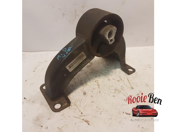 Used Engine mount Dodge Avenger (JS) 2.0 16V Price € 50,00 Margin scheme offered by Rooie Ben autodemontage
