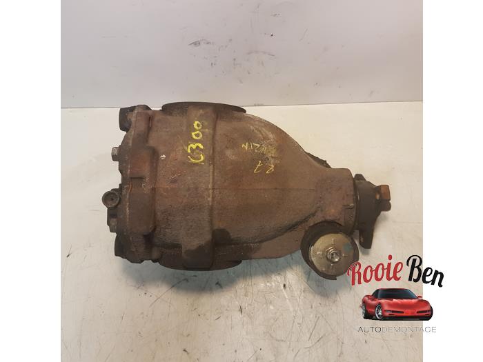 Begagnade Bakre differential Chrysler 300 C 2.7 V6 24V Pris € 250,00 Marginaltabell erbjuds av Rooie Ben autodemontage