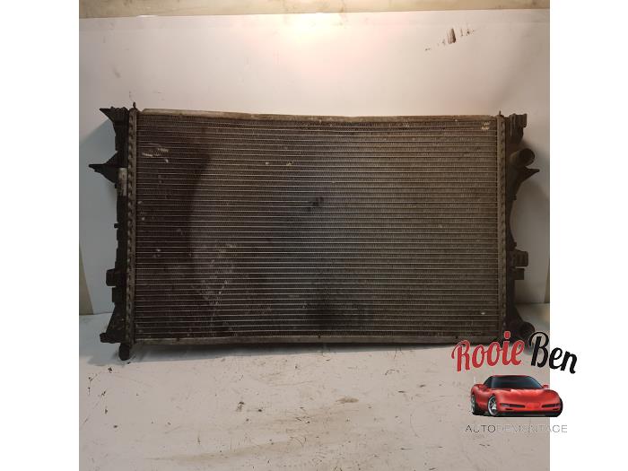 Usagé Radiateur Renault Espace (JK) 2.2 dCi 16V Prix € 50,00 Règlement à la marge proposé par Rooie Ben autodemontage