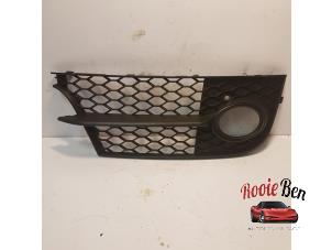 New Fog light cover plate, right Seat Alhambra (7V8/9) Price on request offered by Rooie Ben autodemontage