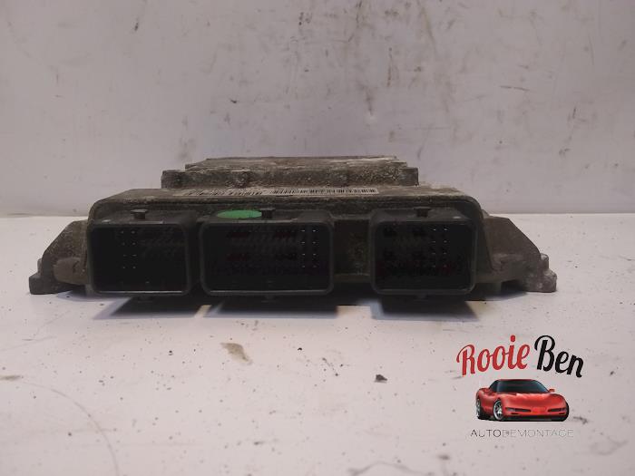 Engine management computer from a Citroën C3 (FC/FL/FT) 1.4 HDi 16V 2004