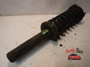 Used Front shock absorber rod, left Jeep Grand Cherokee (WH/WK) 3.0 CRD V6 24V DPF Price on request offered by Rooie Ben autodemontage