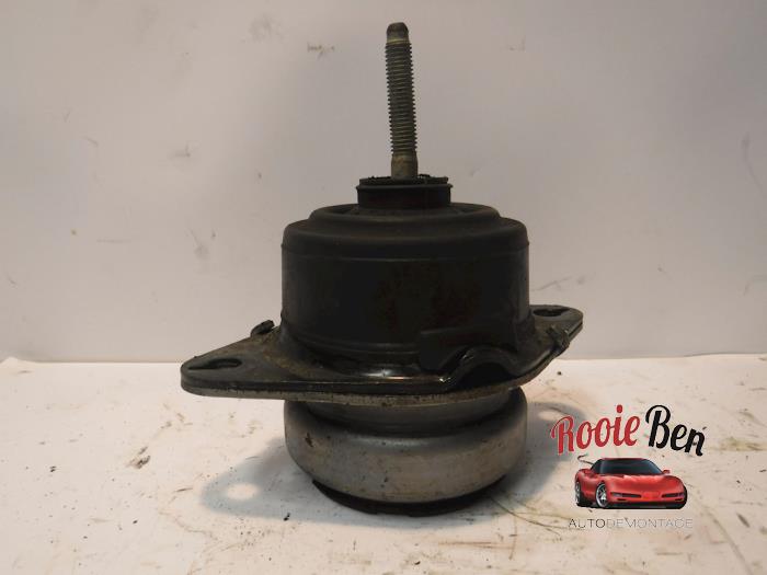 Used Engine mount Ford Usa Mustang VI Fastback 5.0 GT Ti-VCT V8 32V Price € 50,00 Margin scheme offered by Rooie Ben autodemontage